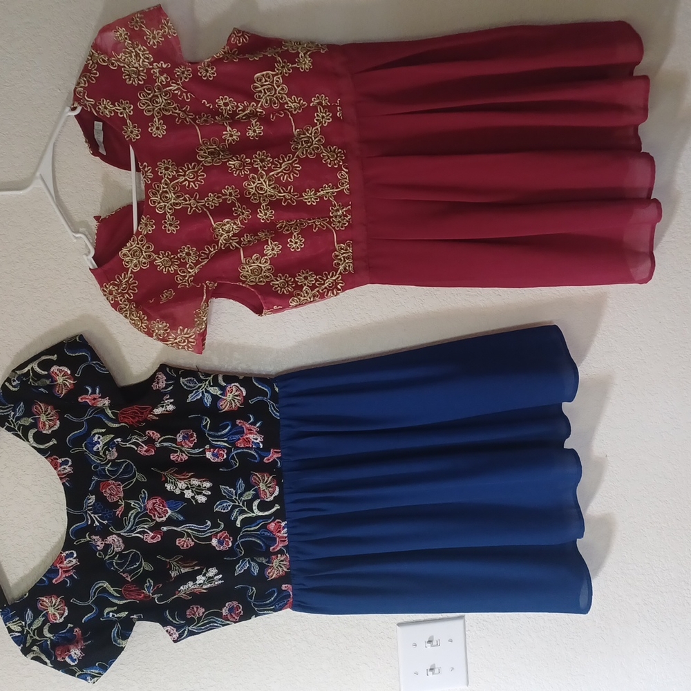 Bundle of 2 gorgeous dresses from Francescas Collections size medium
